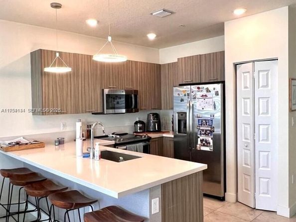 6420 NW 102nd Path 304, Doral FL 33178