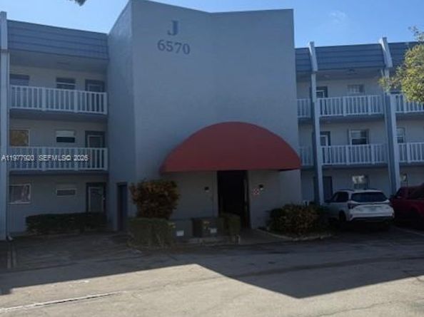 6570 Royal Palm Blvd 215J, Margate FL 33063