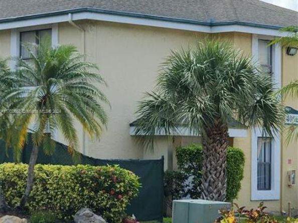 4098 N Pine Island Rd 100, Sunrise FL 33351