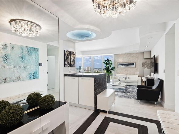 19707 Turnberry Way PHD, Aventura FL 33180