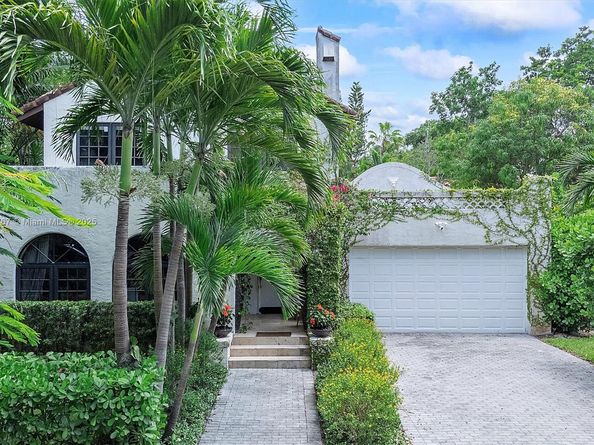 484 NE 57th St, Miami FL 33137