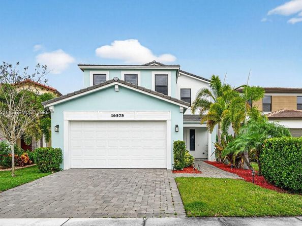 16575 Cove Rd, Westlake FL 33470