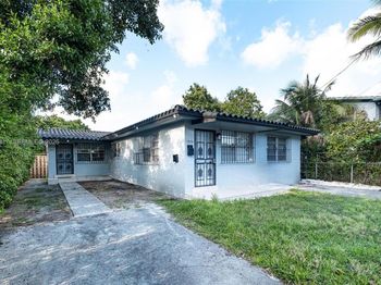 1519 NW 40th St
