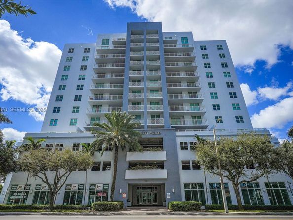 60 NW 37th Ave 1004, Miami FL 33125
