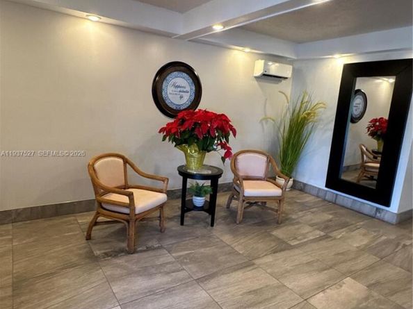6080 NW 44th St 107, Lauderhill FL 33319