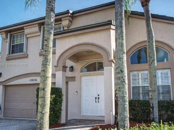 15856 NW 12th Ct, Pembroke Pines FL 33028
