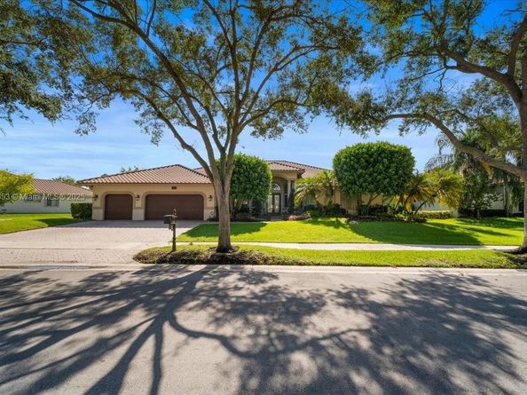 125 Dockside Cir, Weston FL 33327