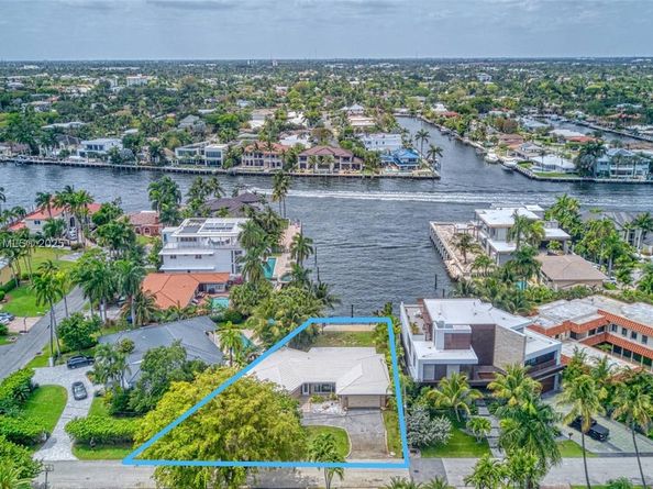 2019 NE 31st Ave, Fort Lauderdale FL 33305