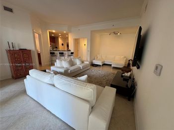 16100 Emerald Estates Dr