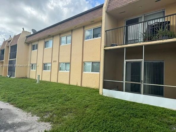 2832 NW 55th Ave 1B, Lauderhill FL 33313