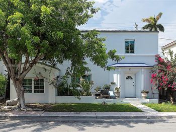 821 Espanola Way