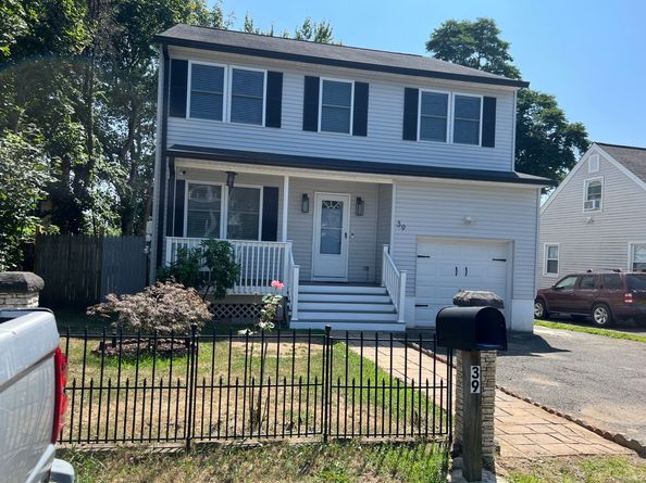 39 Moffitt Street 39, Bridgeport CT 06606
