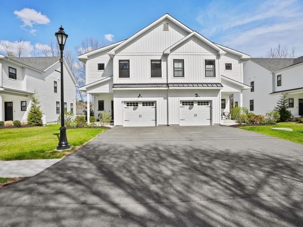 37 Old Route 7 4, Brookfield CT 06804