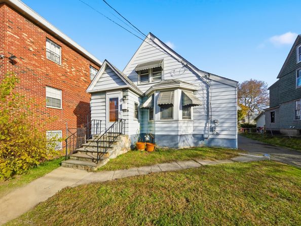332 Palisade Avenue, Bridgeport CT 06610