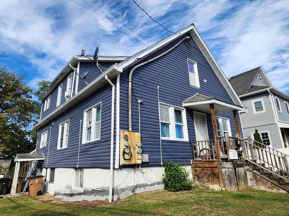 61 Aberdeen Street, Stamford CT 06902