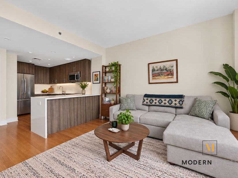 47-28 11th Street 6D, Queens NY 11101
