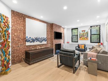 250 West 16th Street