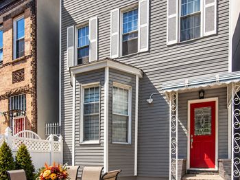 15 Bleecker Street