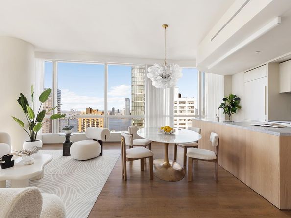 77 Greenwich Street 35A, New York NY 10006