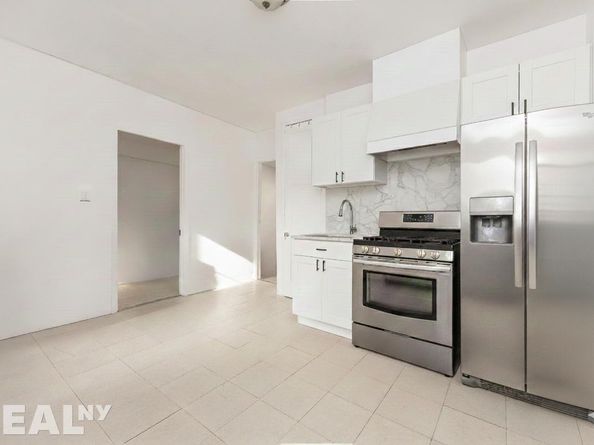 195 South 4th Street F1, Brooklyn NY 11211