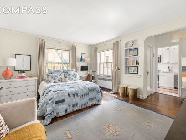 2 Grove Street 5B, New York NY 10014