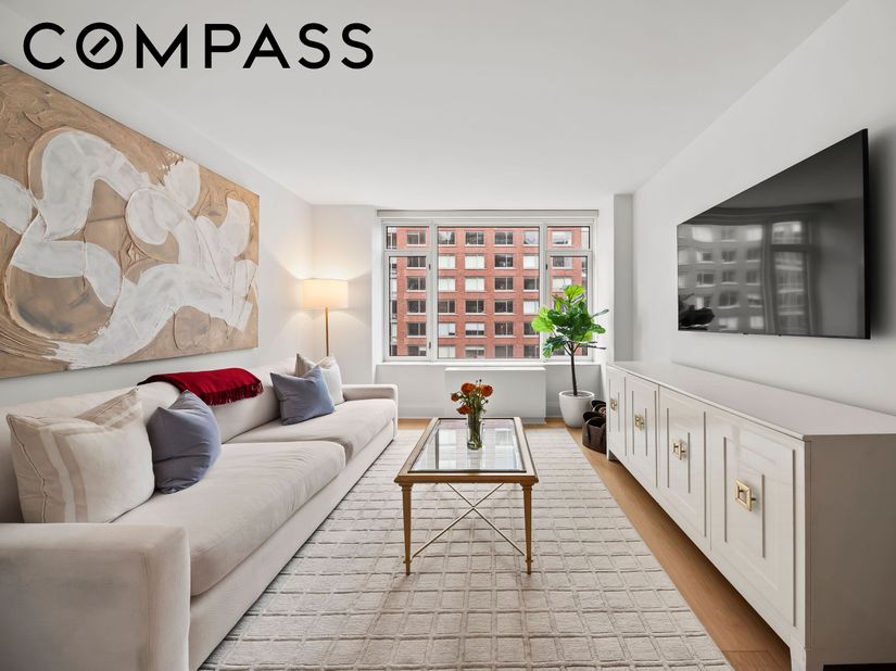 210 Warren Street 9F, New York NY 10282