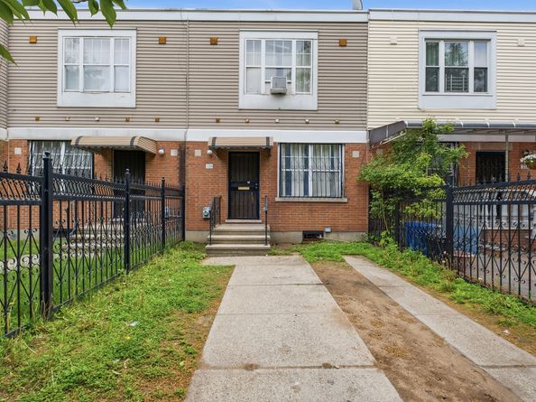 320 Snediker Avenue, Brooklyn NY 11207