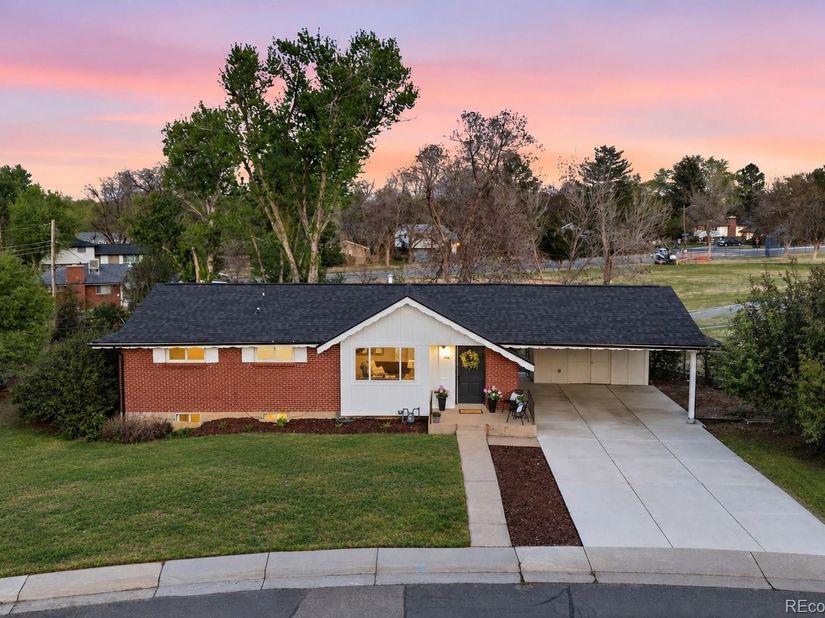 3148 E Maplewood Avenue, Centennial CO 80121