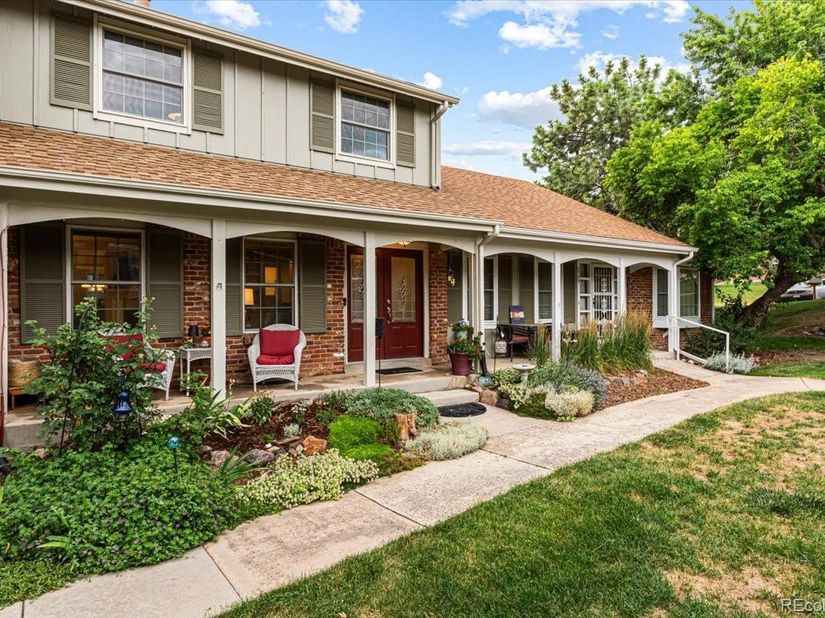 2719 E Geddes Place, Littleton CO 80122