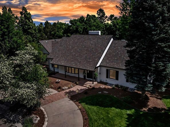 17 E Belleview Lane, Greenwood Village CO 80121