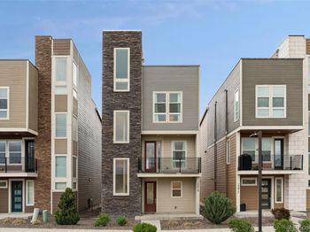 15613 E Broncos Place