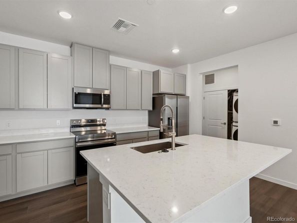 6153 N Ceylon Street 206, Denver CO 80249