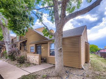 2469 Devonshire Court