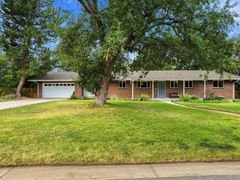546 W Lake Avenue, Littleton CO 80120