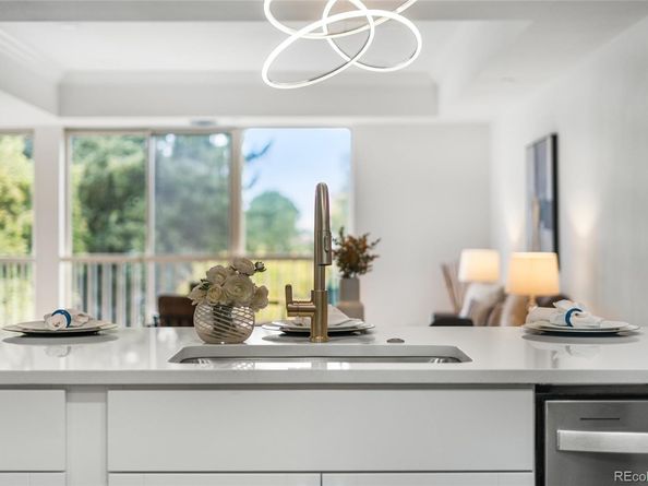 1900 E Girard Place 201, Englewood CO 80113