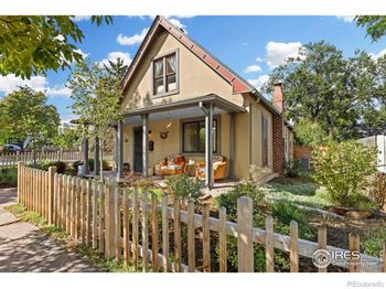 201 E Cleveland Street