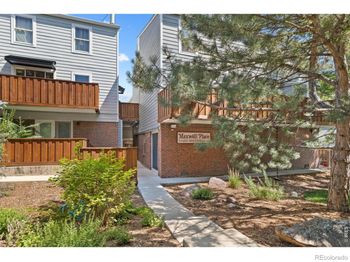 1111 Maxwell Avenue