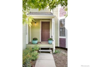 521 W Sycamore Circle