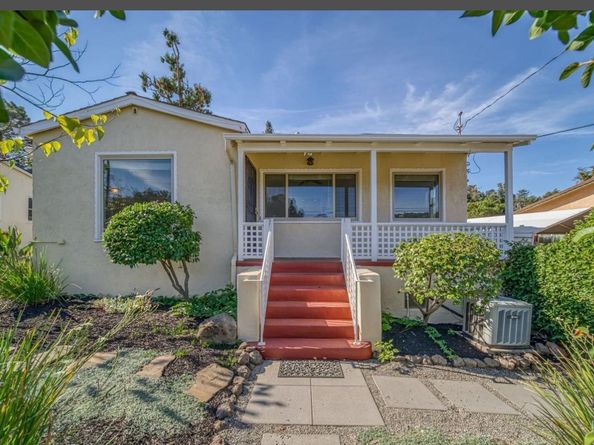 8125 Earl Street, Oakland CA 94605