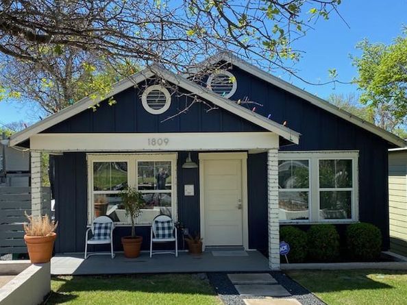 1809 W 10th ST, Austin TX 78703