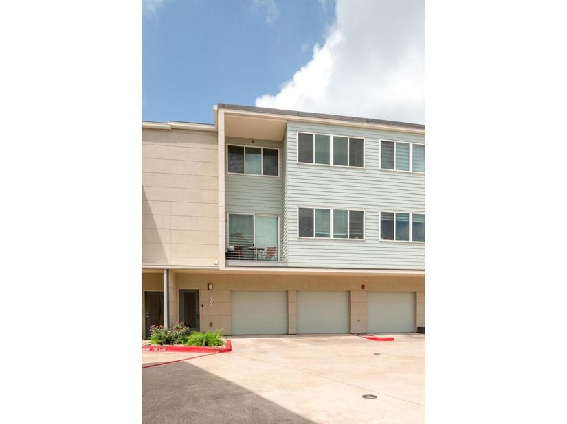 604 N Bluff DR 205, Austin TX 78745