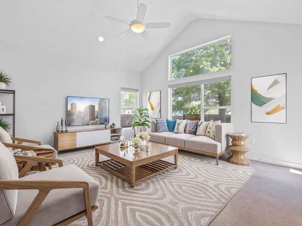 301 W Stassney LN 7, Austin TX 78745