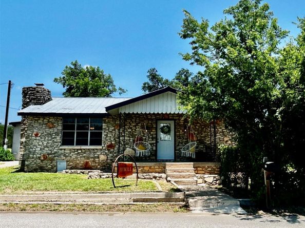 212 Bluebonnet LN, Liberty Hill TX 78642