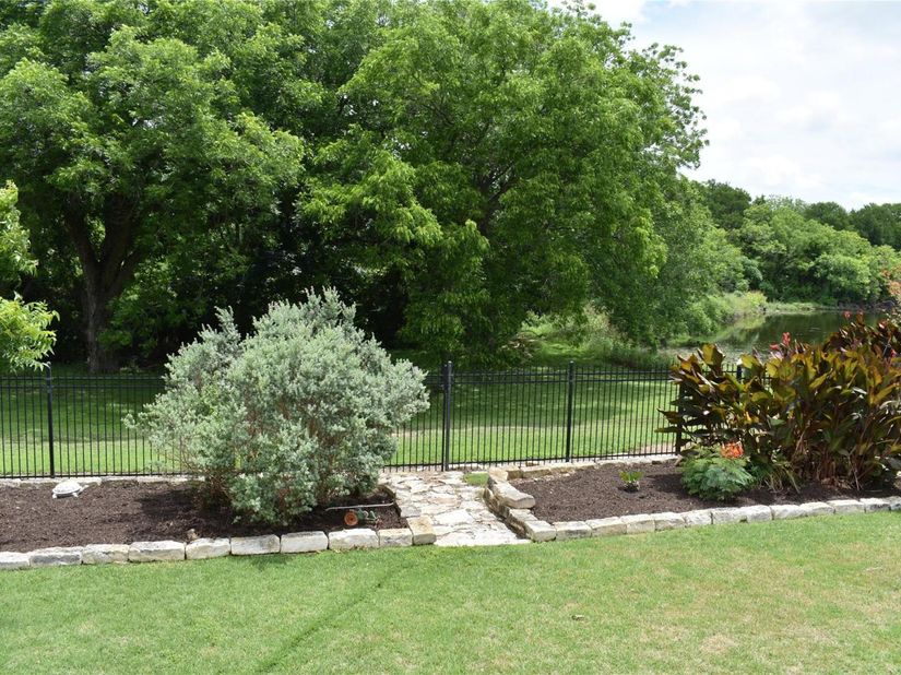 1824 Red Rock DR, Round Rock TX 78665