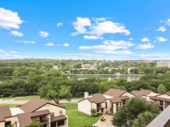 40 N Interstate 35 Highway