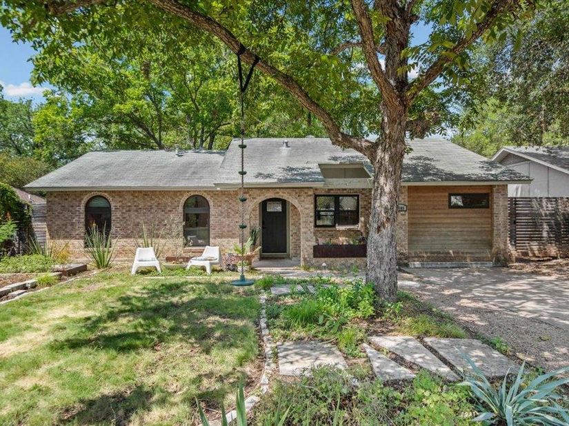 7408 Loganberry DR, Austin TX 78745