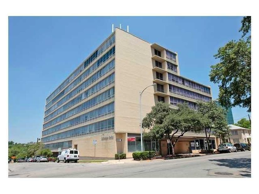 1800 Lavaca ST 204, Austin TX 78701