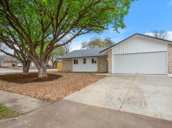 2100 Deadwood DR, Austin TX 78744