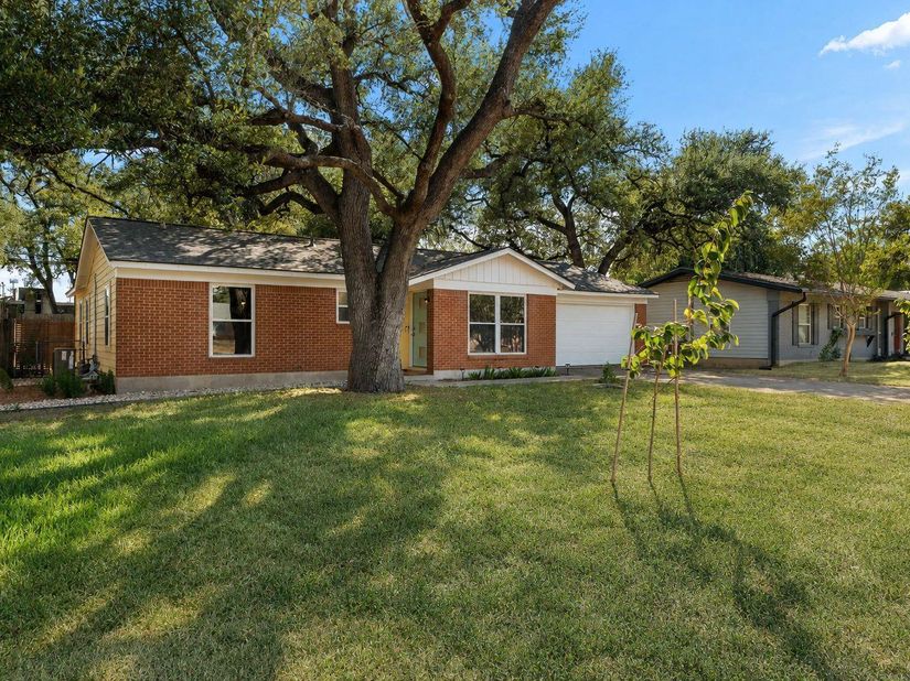 2003 Fair Oaks DR, Austin TX 78745