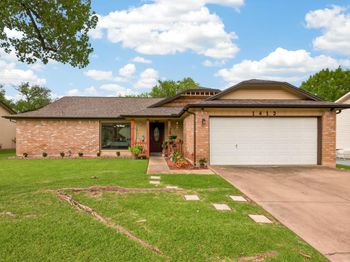 1413 Charolais DR